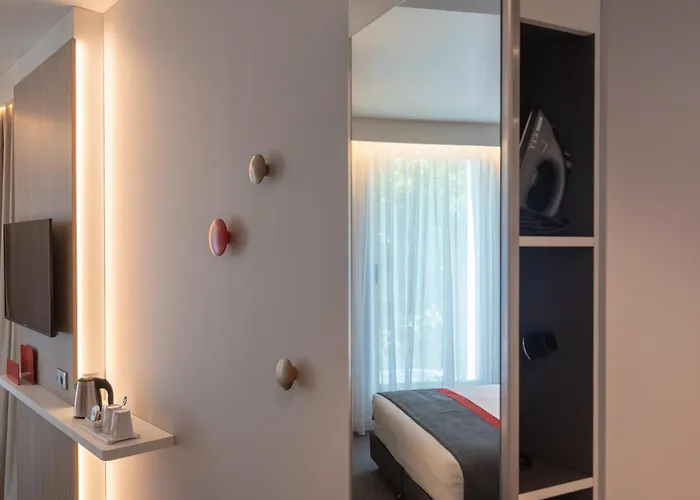 Отель Express - - Plaza Saldanha By Ihg Лиссабон