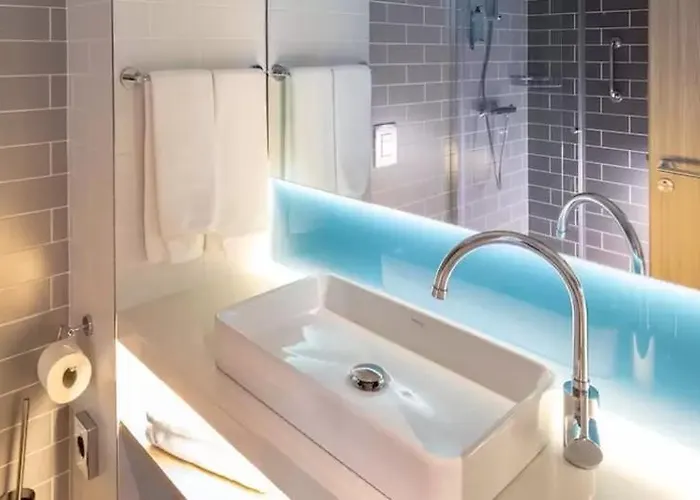 Express - - Plaza Saldanha By Ihg Отель Лиссабон