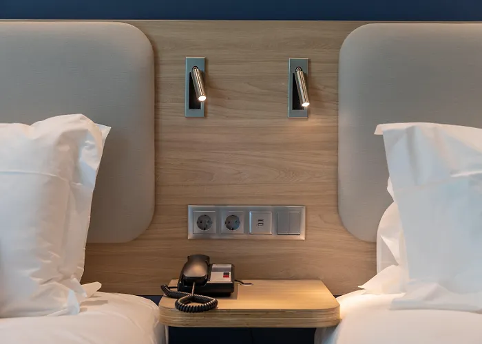 Express - - Plaza Saldanha By Ihg