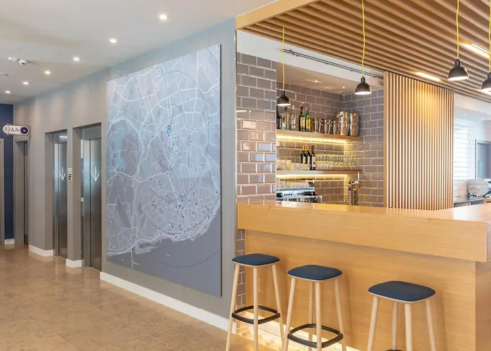 Express - - Plaza Saldanha By Ihg 3*