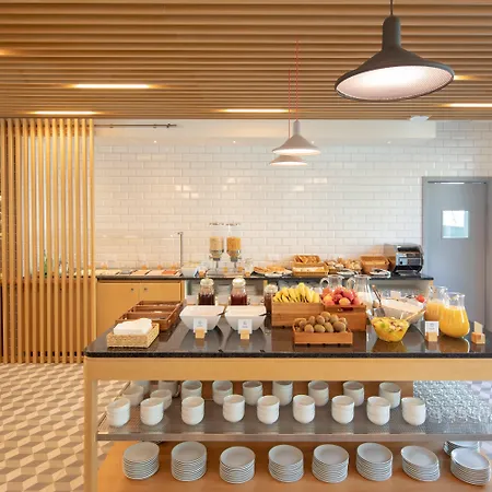 Hotel Express - - Plaza Saldanha By Ihg Lisbona